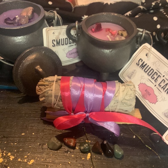 SMUDGE CANDLE kit w/Cauldron & Lid, Sage, Palo Santo & 2 stones. - Picture 12 of 12